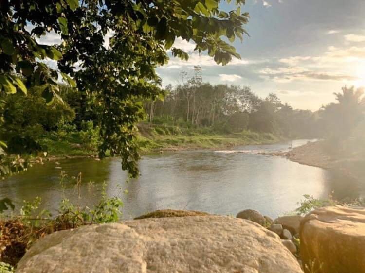 ลีลา โฮมสเตย์ Leela Homestay Chang Klang District Экстерьер фото